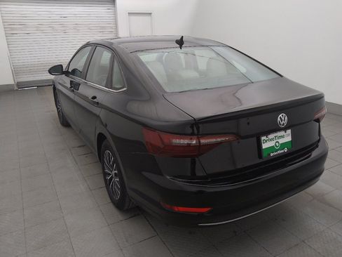 Used 2020 Volkswagen Jetta SE w/ SE Cold Weather Package FWD image 5