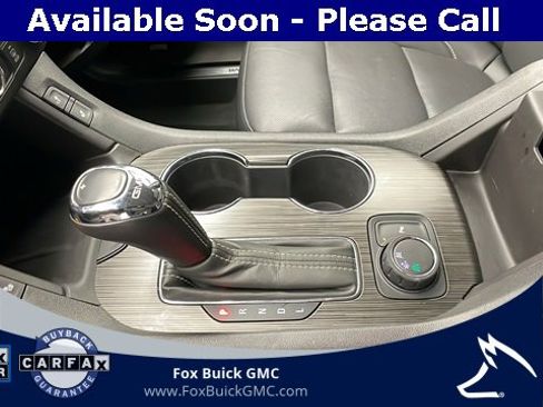 Used 2018 GMC Acadia SLT image 26