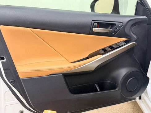 Used 2020 Lexus IS 300 AWD w/ Premium Package image 11
