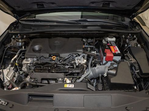 Used 2023 Toyota Camry SE image 17