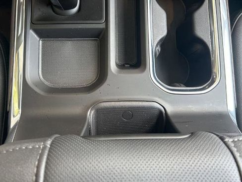 Certified 2026 GMC Sierra 1500 SLT AWD/4WD image 18