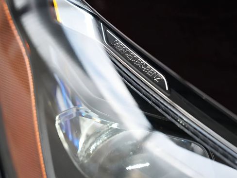 Used 2023 Mercedes-Benz Maybach GLS 600 4MATIC image 13