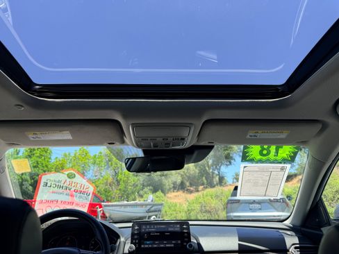 Used 2018 Honda Accord Touring image 20