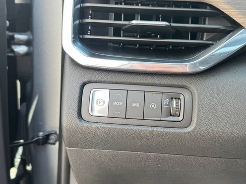 Used 2025 GMC Acadia Denali w/ Super Cruise Package AWD/4WD image 22