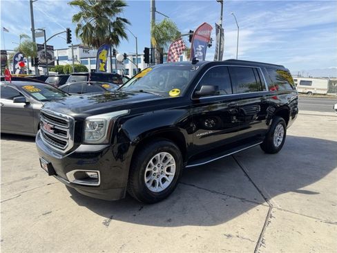 Used 2016 GMC Yukon XL SLT RWD image 3