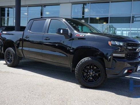 Used 2020 Chevrolet Silverado 1500 LT Trail Boss w/ Midnight Edition AWD/4WD image 1