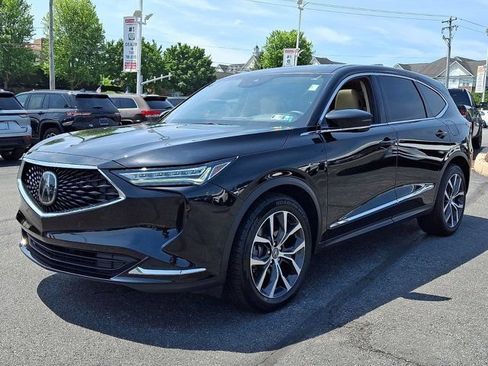 Used 2023 Acura MDX SH-AWD w/ Technology Package image 3