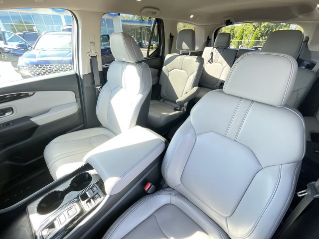 Used 2024 Honda Pilot EX-L image 15