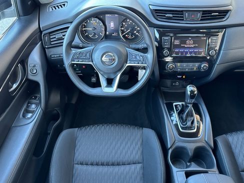 Used 2020 Nissan Rogue S image 15