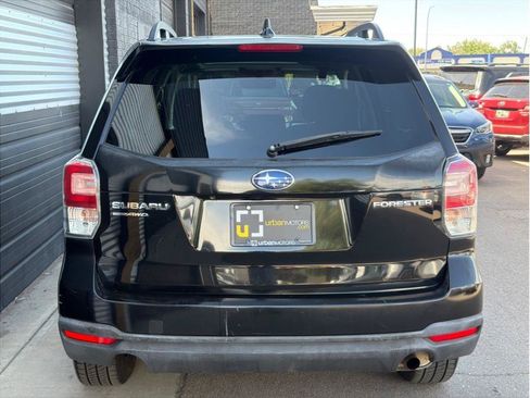Used 2018 Subaru Forester 2.5i Premium w/ All-Weather Package AWD/4WD image 8