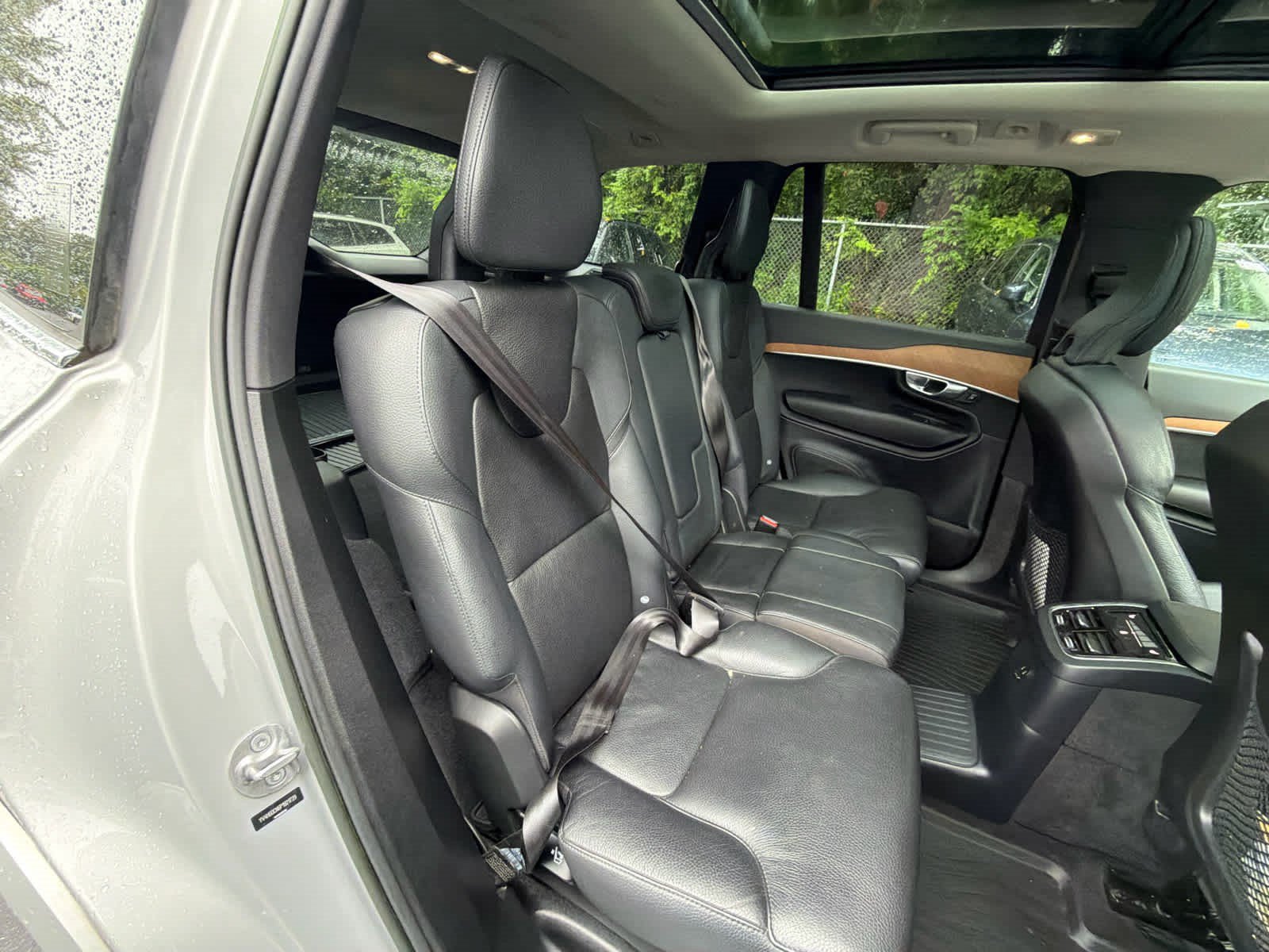 Used 2023 Volvo XC90 T8 Plus AWD/4WD image 22