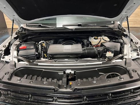 Used 2023 Chevrolet Suburban RST w/ Luxury Package image 19