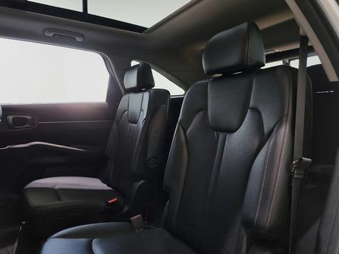 Certified 2022 Kia Sorento X-Line EX AWD/4WD image 22