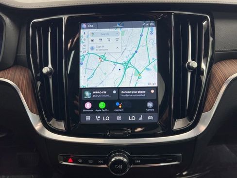 Used 2023 Volvo S60 B5 Ultimate w/ Climate Package image 26