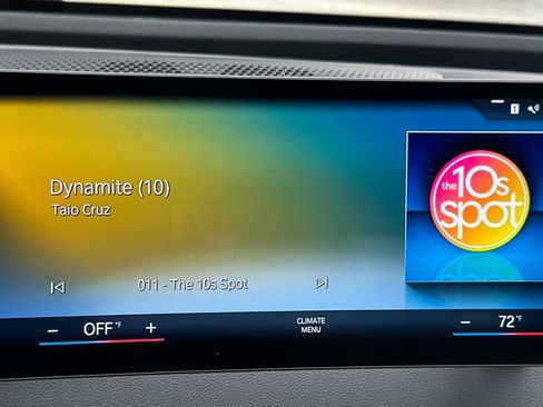 Certified 2023 BMW iX xDrive50 w/ Premium Package image 25