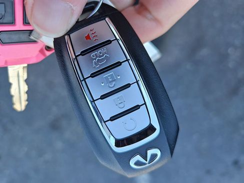 Used 2023 INFINITI QX50 Sport image 40