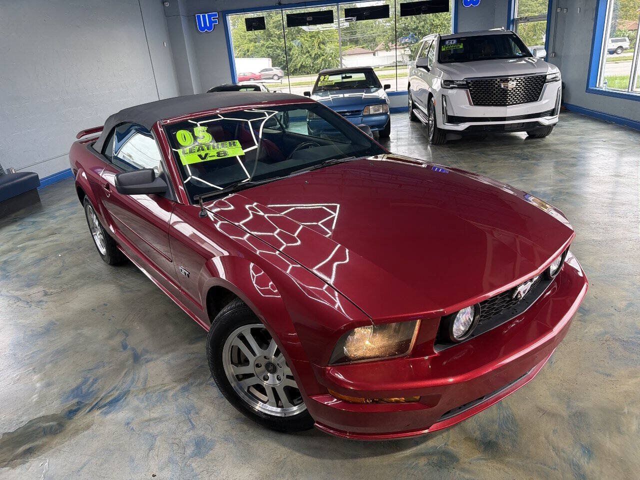 Used 2005 Ford Mustang GT Premium RWD image 4