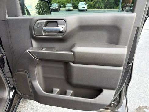 Used 2025 Chevrolet Silverado 1500 Custom RWD image 28