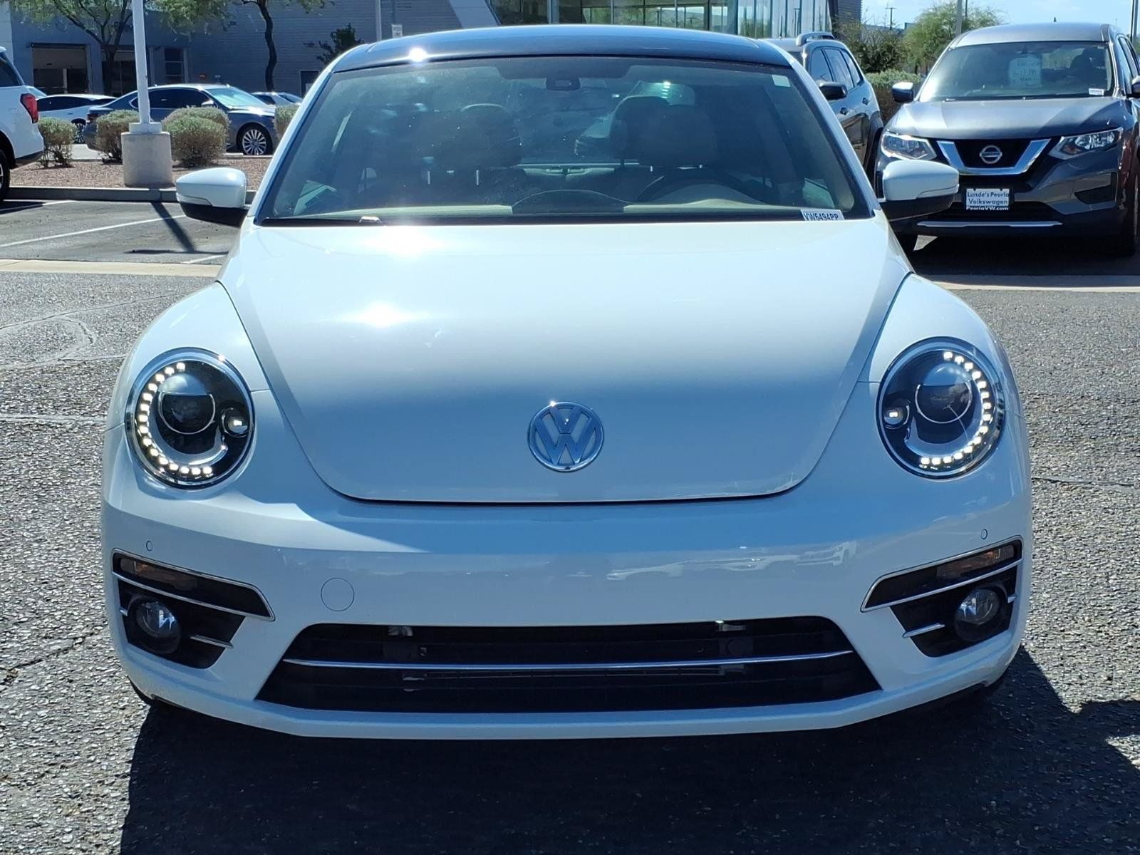 Used 2019 Volkswagen Beetle 2.0T SE FWD image 2