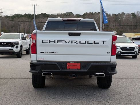 Used 2021 Chevrolet Silverado 1500 LT Trail Boss w/ Convenience Package II image 7