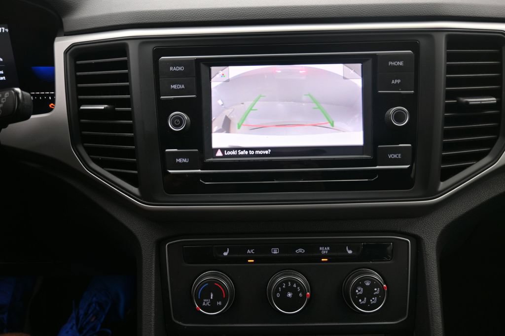 Used 2022 Volkswagen Atlas SE FWD image 12