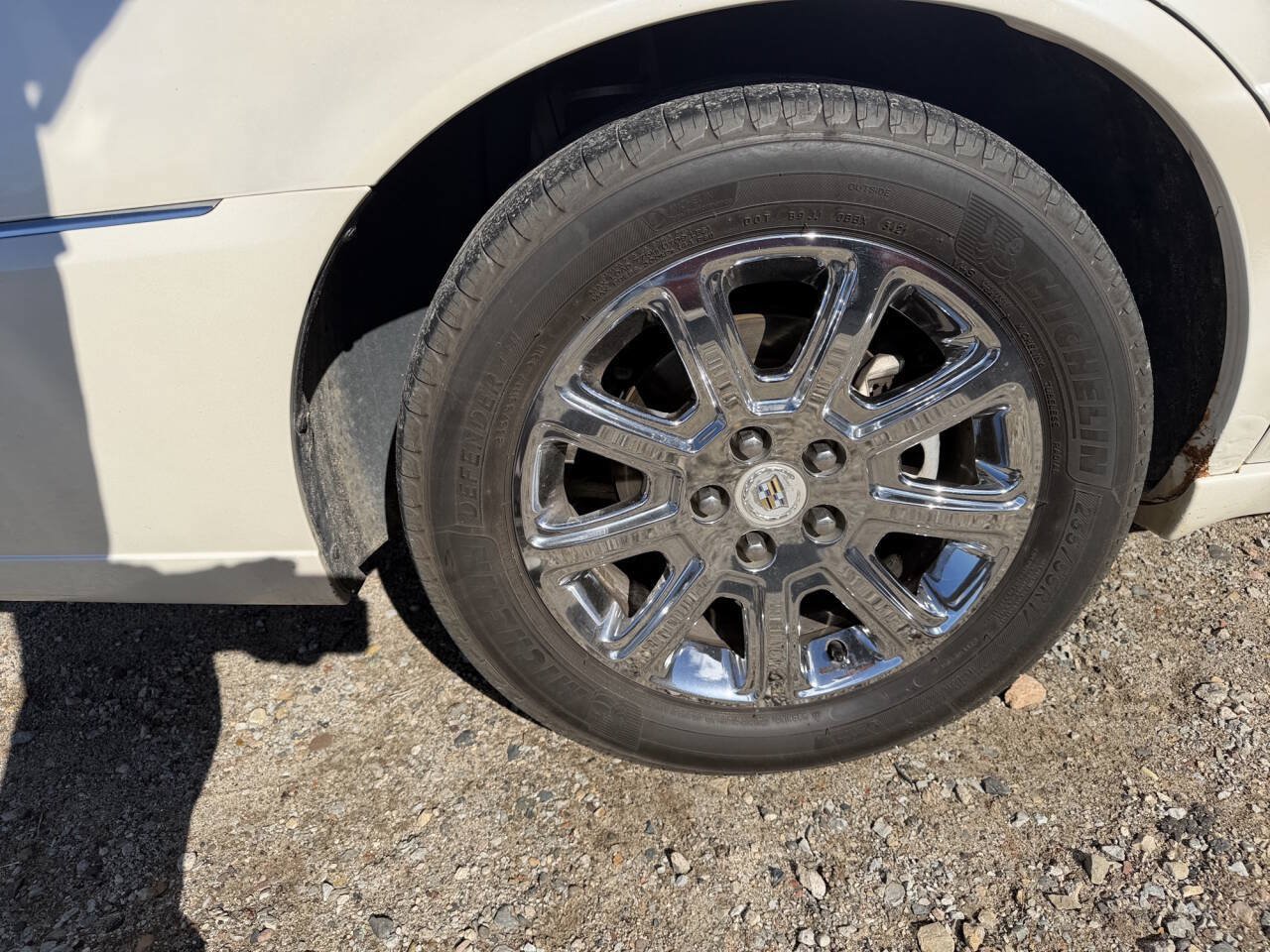 Used 2008 Cadillac DTS FWD image 11