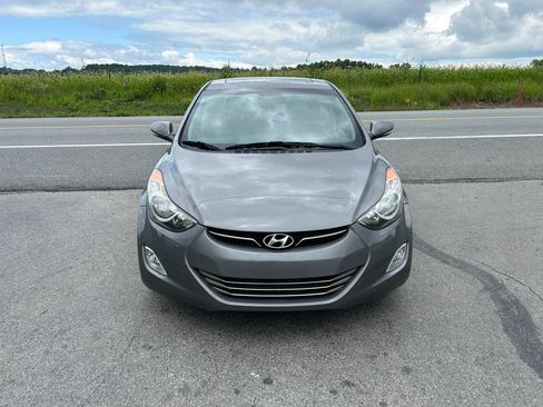 Used 2013 Hyundai Elantra Limited FWD image 4