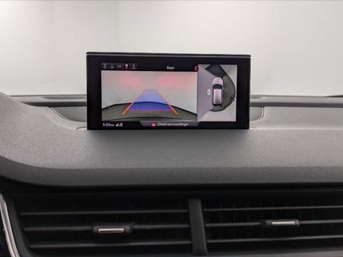 Used 2017 Audi Q7 3.0T Premium Plus image 27