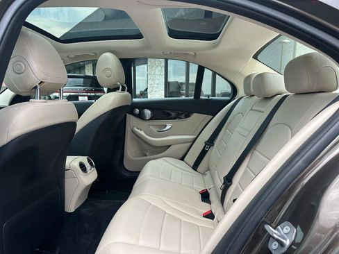 Used 2017 Mercedes-Benz C 300 4MATIC Sedan image 14