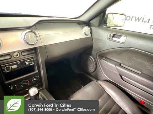Used 2008 Ford Mustang GT image 25