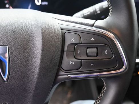 Used 2025 Buick Encore GX Preferred image 25