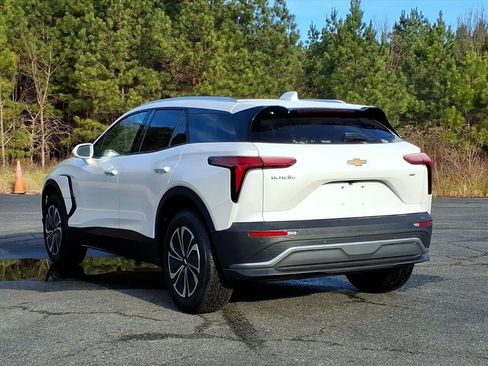 Used 2024 Chevrolet Blazer EV LT image 5