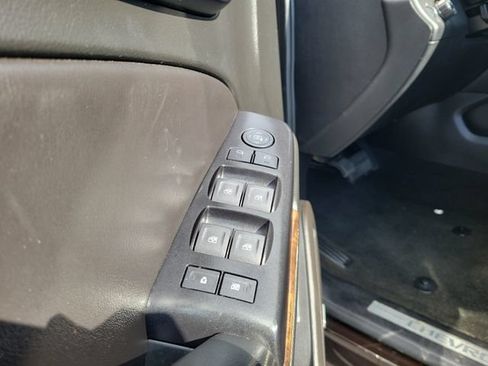 Used 2018 Chevrolet Tahoe LT RWD image 15