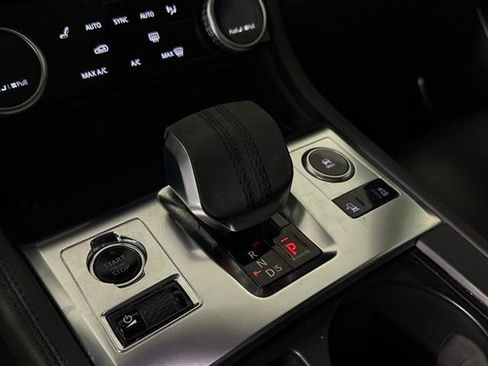 Used 2022 Jaguar F-PACE S image 32