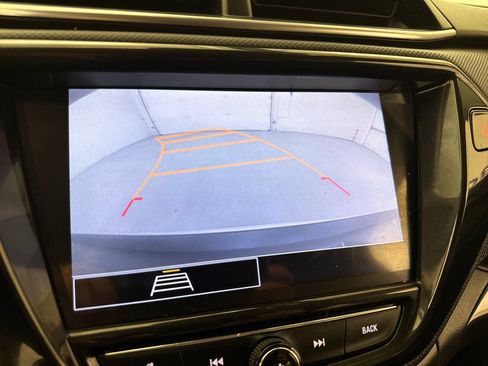 Used 2023 Chevrolet TrailBlazer LT w/ Convenience Package AWD/4WD image 19