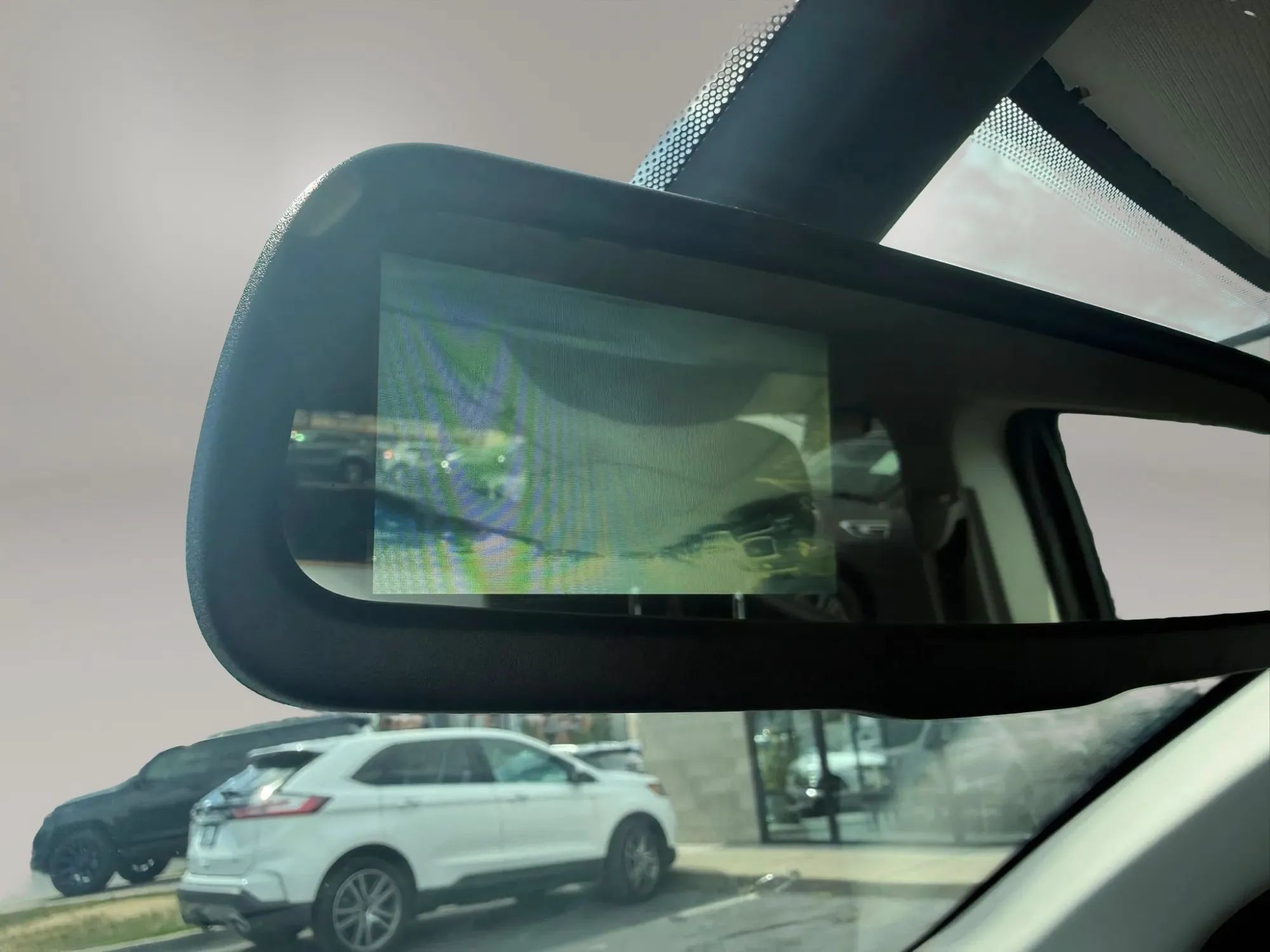 Used 2020 Dodge Journey SE w/ Blacktop Package FWD image 13