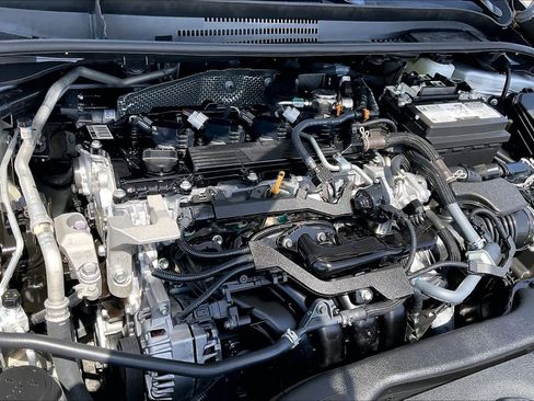 Used 2025 Toyota Corolla LE FWD image 32