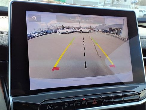 Used 2024 Jeep Compass Limited image 20