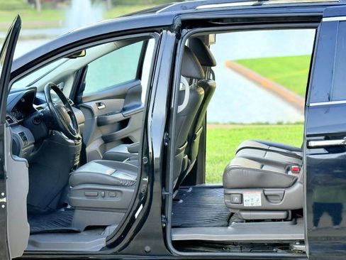 Used 2014 Honda Odyssey Touring Elite image 26