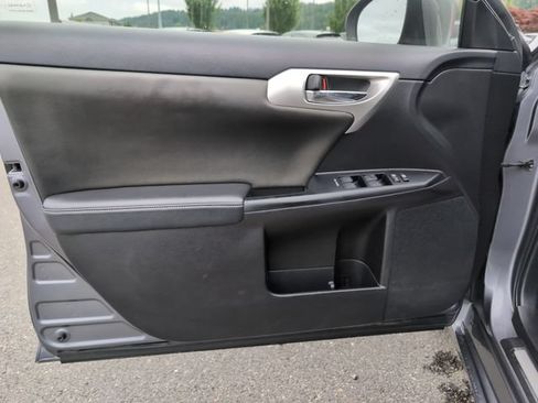Used 2012 Lexus CT 200h Premium w/ Premium Audio Pkg FWD image 17