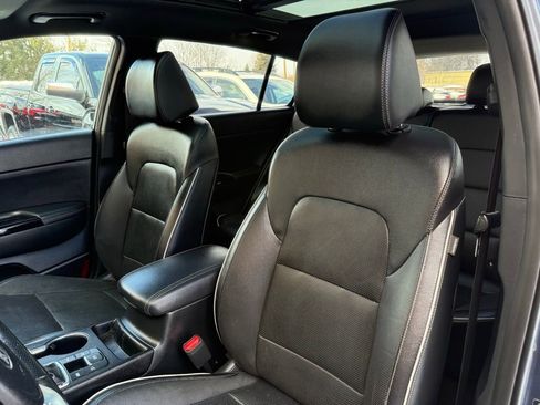 Used 2021 Kia Sportage SX image 11