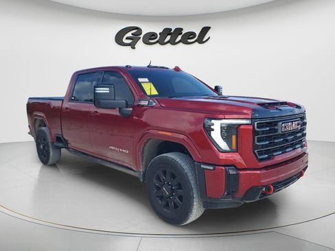 Used 2025 GMC Sierra 2500 AT4 w/ AT4 Premium Plus Package AWD/4WD image 3