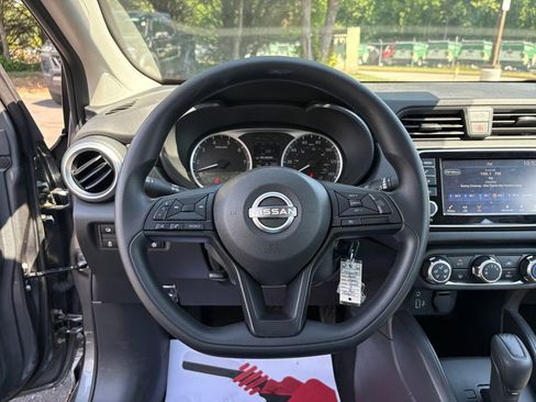 Used 2025 Nissan Versa S w/ S Plus Package FWD image 15