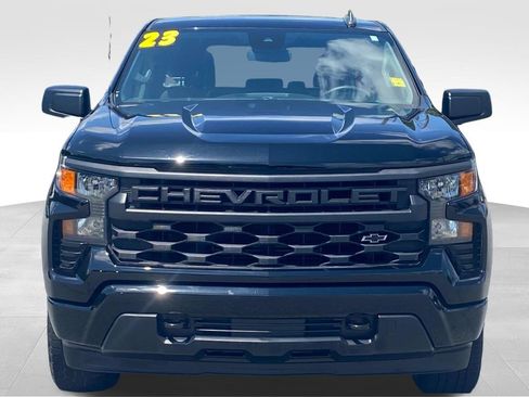Used 2023 Chevrolet Silverado 1500 Custom w/ LPO, Dark Essentials Package image 9