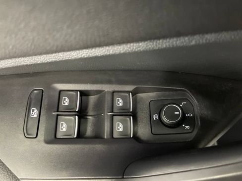 Used 2023 Volkswagen Jetta SEL FWD image 29