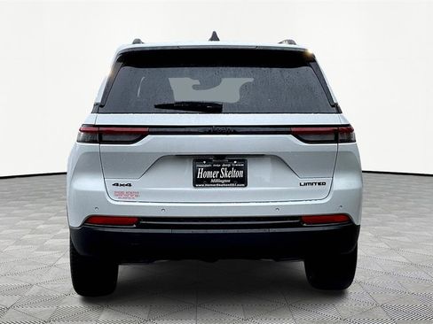 New 2025 Jeep Grand Cherokee Limited image 4