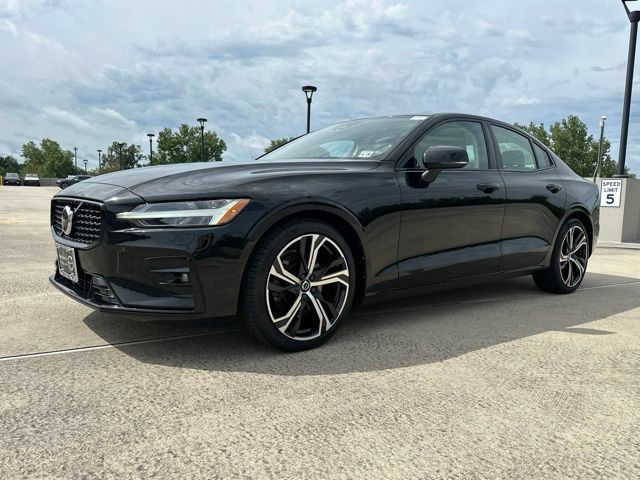 Certified 2023 Volvo S60 B5 Plus w/ Climate Package FWD image 4
