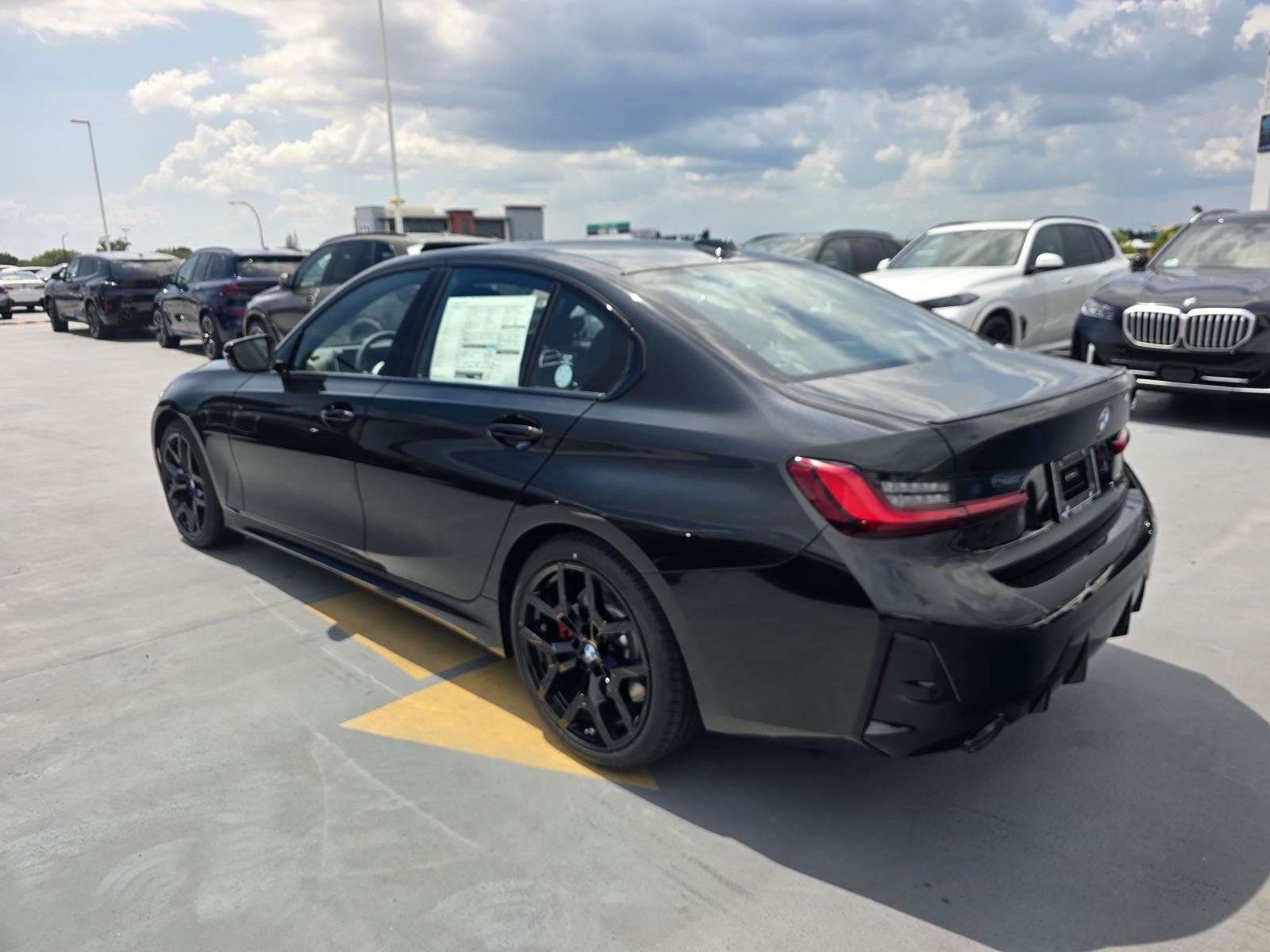 New 2026 BMW 330i Sedan w/ M Sport Package RWD image 24
