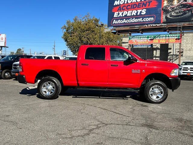 Used 2015 RAM 2500 Tradesman w/ Chrome Appearance Group AWD/4WD image 7
