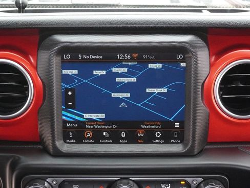 Used 2023 Jeep Gladiator Rubicon AWD/4WD image 14